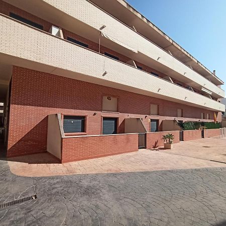 דירות אל קאמפיו Apartamento Con Piscina Terraza Y Parking מראה חיצוני תמונה