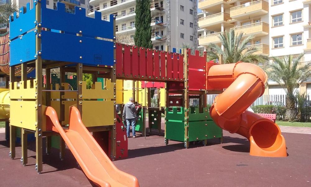 דירות אל קאמפיו Apartamento Con Piscina Terraza Y Parking מראה חיצוני תמונה